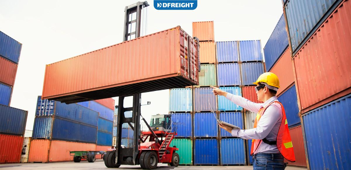 freight-forwarders-a-comprehensive-guide-to-the-career